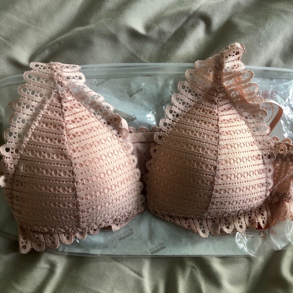 34B bra - push up